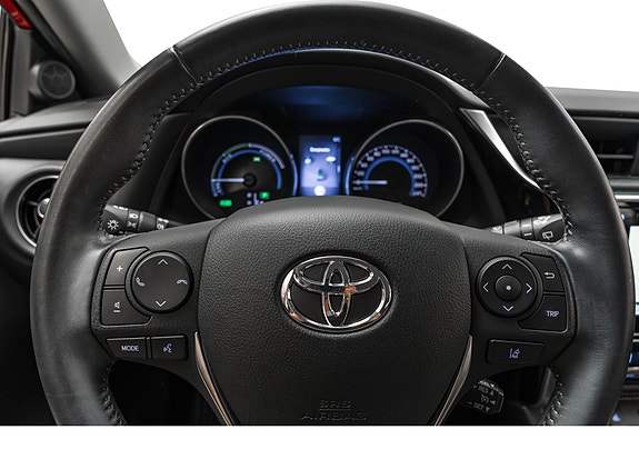 Toyota Auris 21 of 29