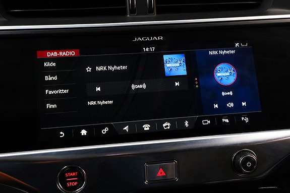 Jaguar I-PACE 21 of 25