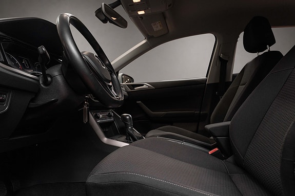 Volkswagen Polo 16 of 30