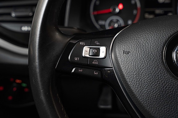 Volkswagen Polo 25 of 30