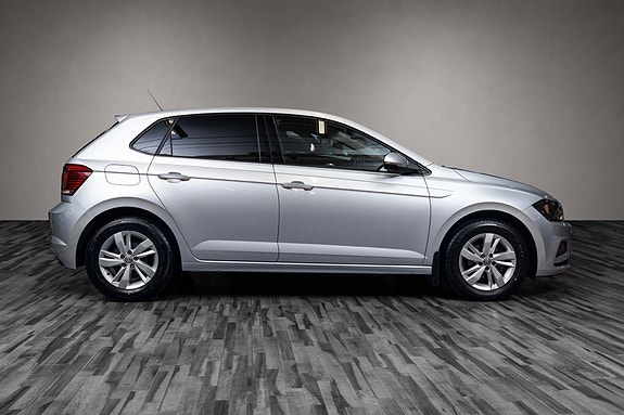 Volkswagen Polo 8 of 30
