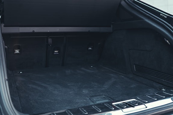 Porsche Panamera Turbo S 10 of 10