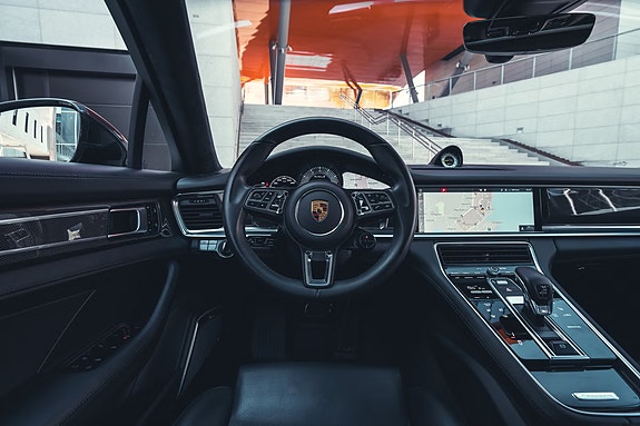 Porsche Panamera Turbo S 7 of 10
