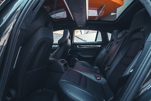 Porsche Panamera Turbo S 8 of 10