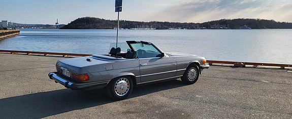 Mercedes-Benz SL450 22 of 23