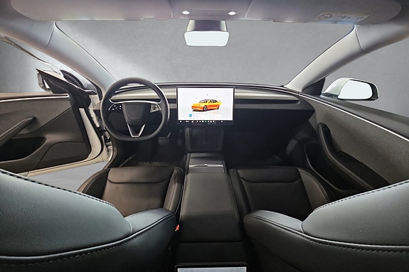 Tesla Model 3 12 of 19