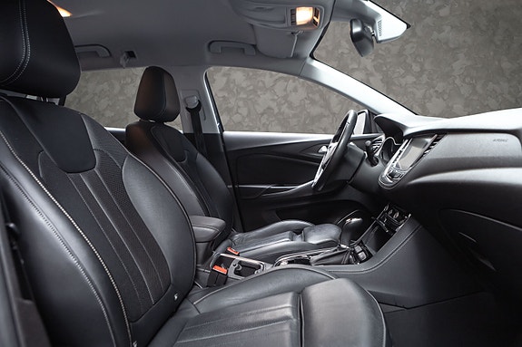 Opel Grandland X 27 of 29