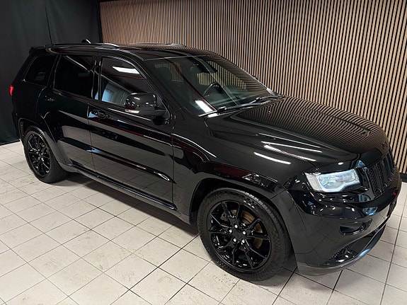 Jeep Grand Cherokee 10 of 30