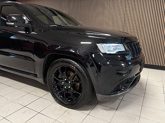 Jeep Grand Cherokee 4 of 30