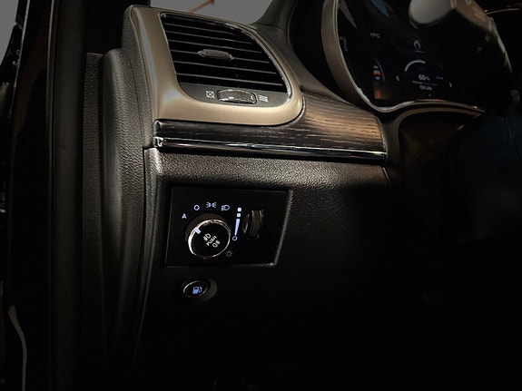 Jeep Grand Cherokee 20 of 30