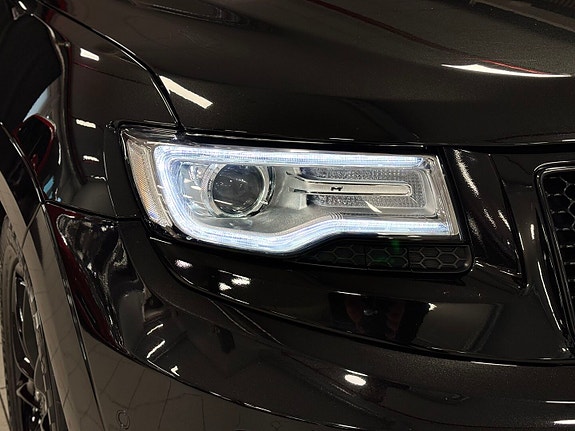Jeep Grand Cherokee 6 of 30
