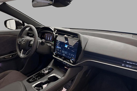 Lexus RZ450e 15 of 20