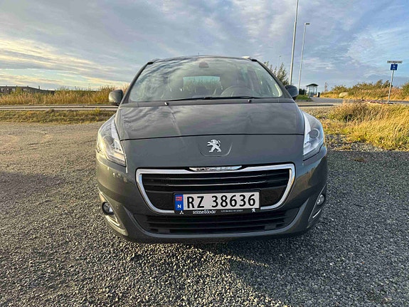 Peugeot 5008 5 of 26
