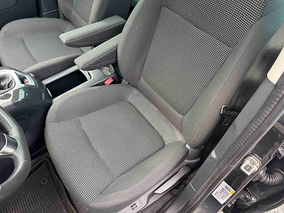Peugeot 5008 11 of 26