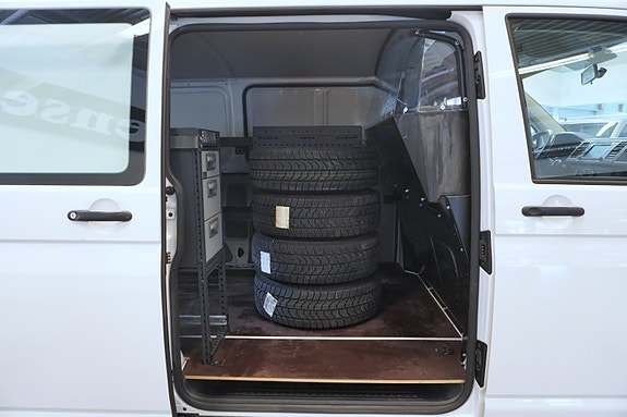 Volkswagen Transporter 21 of 29