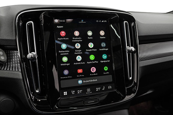 Volvo XC40 14 of 28