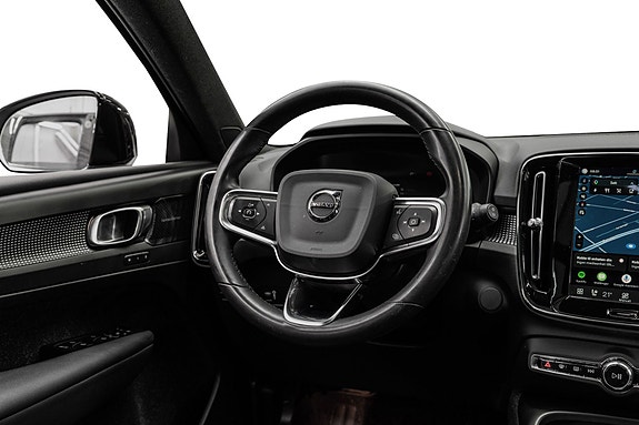 Volvo XC40 22 of 28
