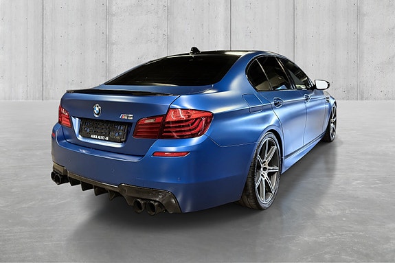 BMW M5 4 of 30