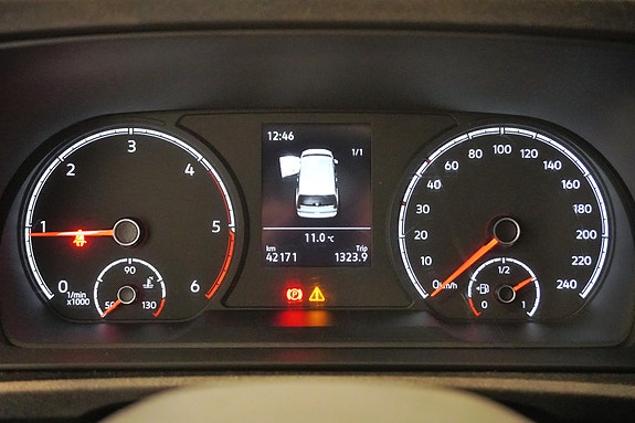 Volkswagen Caddy Maxi 17 of 30