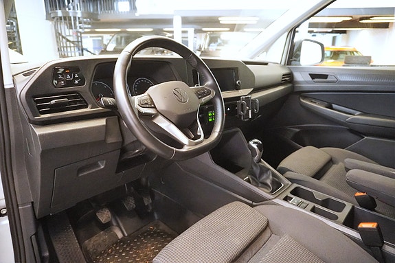 Volkswagen Caddy Maxi 12 of 30