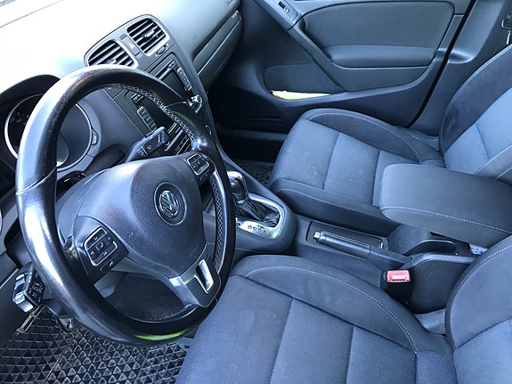 Volkswagen Golf VI 17 of 18