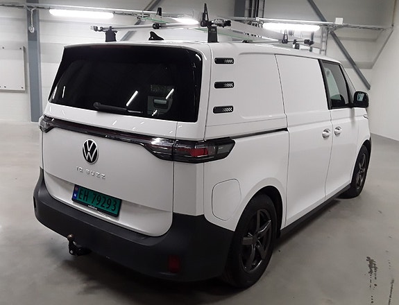 Volkswagen ID. Buzz 2 of 6