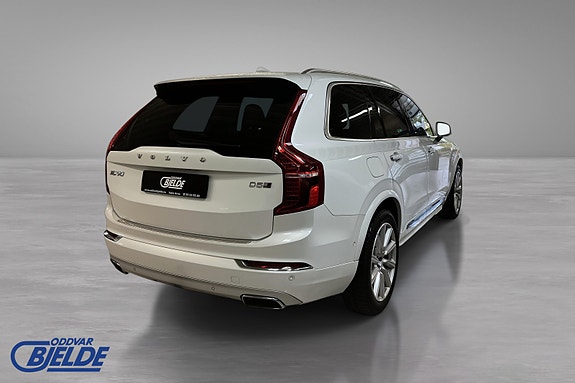 Volvo XC90 6 of 24