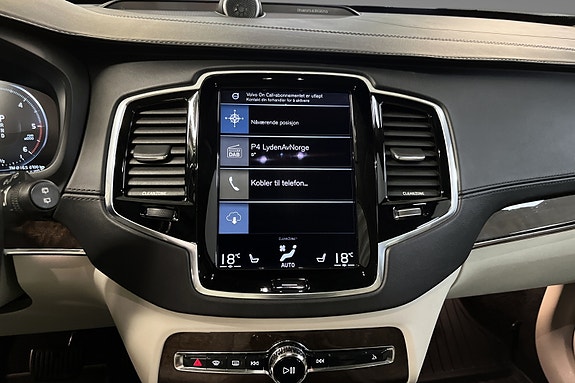 Volvo XC90 22 of 24