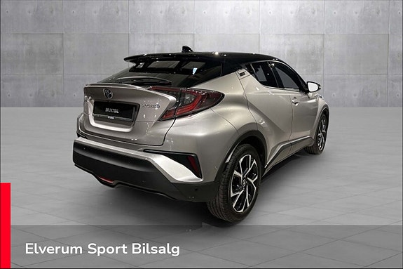 Toyota C-HR 5 of 30