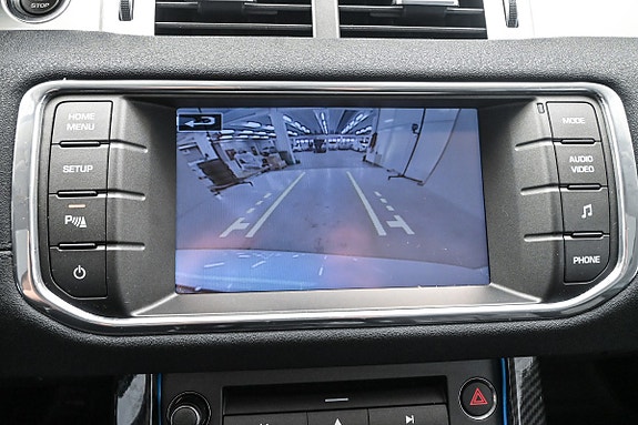 Land Rover Range Rover Evoque 22 of 30