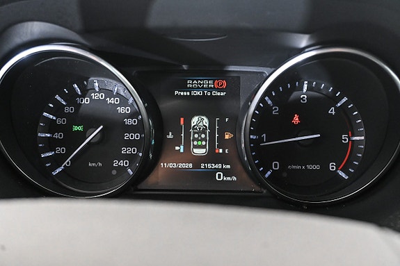 Land Rover Range Rover Evoque 26 of 30