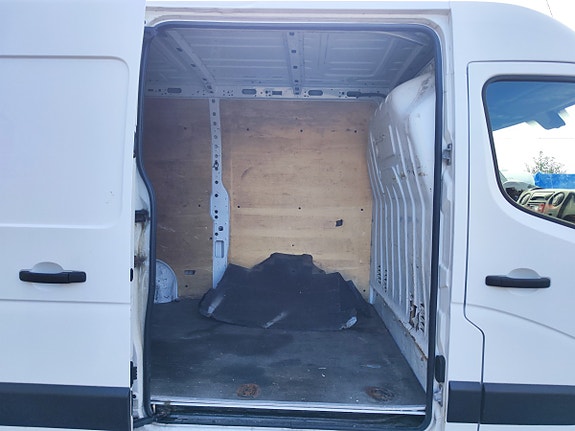 Renault Master 26 of 30