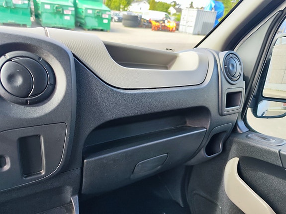 Renault Master 21 of 30
