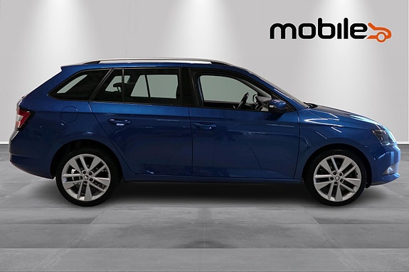 Skoda Fabia 2 of 26