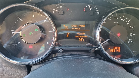Peugeot 5008 16 of 19