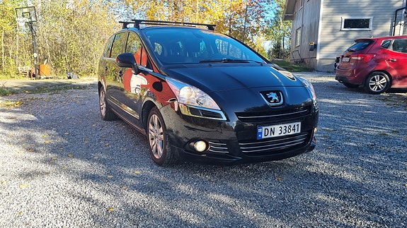 Peugeot 5008 3 of 19