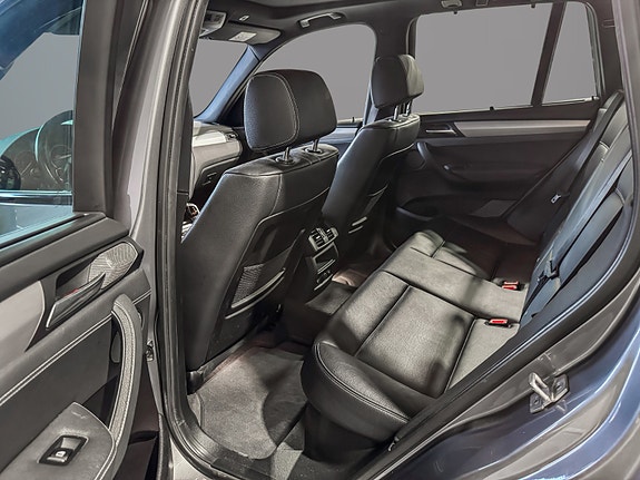 BMW X3 15 of 21