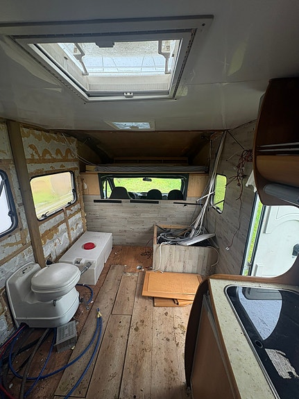 Ford Transit 6 of 7
