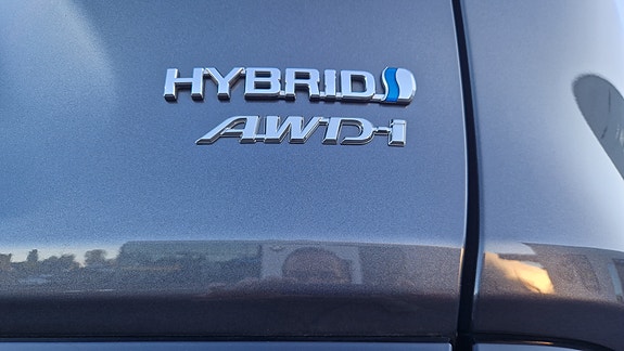 Toyota RAV4 7 of 30