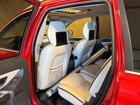 Volvo XC90 21 of 29