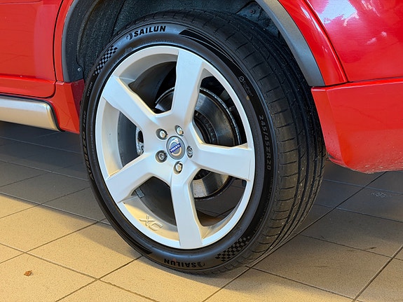 Volvo XC90 10 of 29