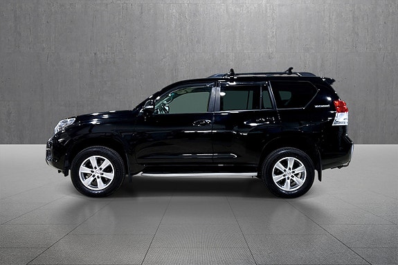 Toyota Land Cruiser 2 of 18