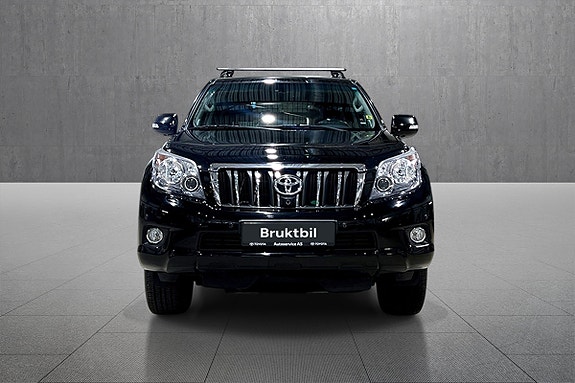 Toyota Land Cruiser 8 of 18