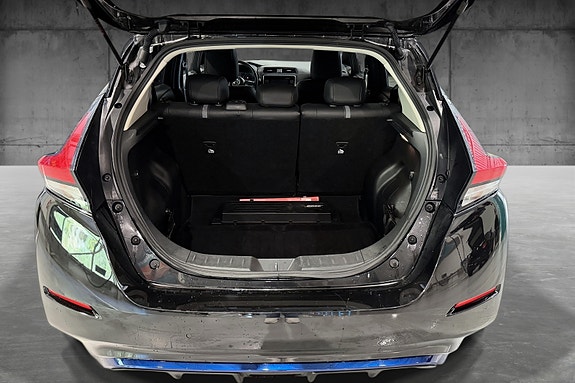 Nissan Leaf 9 of 25