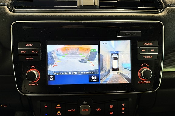 Nissan Leaf 21 of 25