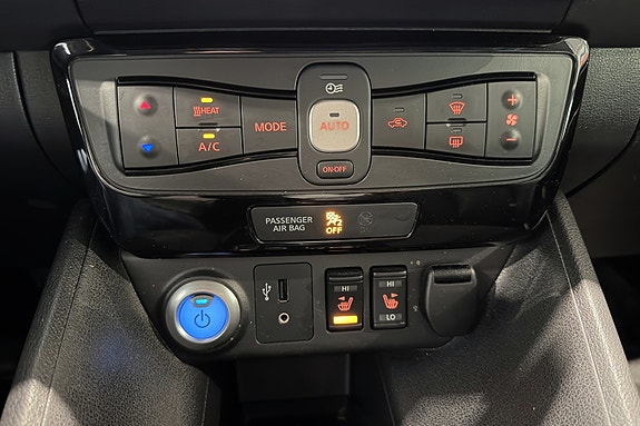 Nissan Leaf 17 of 25