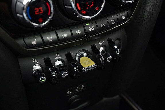 MINI Countryman Cooper SE 14 of 30
