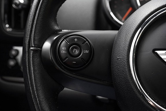 MINI Countryman Cooper SE 27 of 30