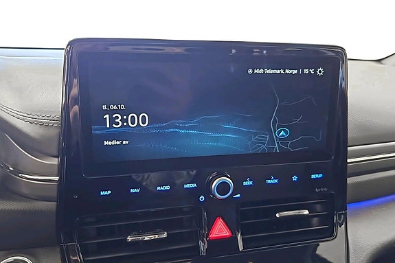 Hyundai IONIQ 11 of 28