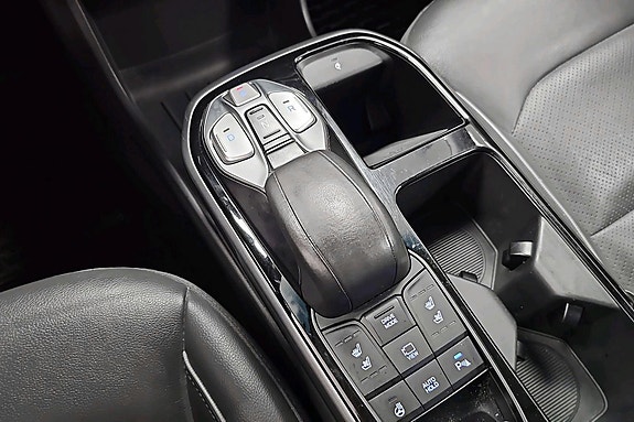 Hyundai IONIQ 14 of 28